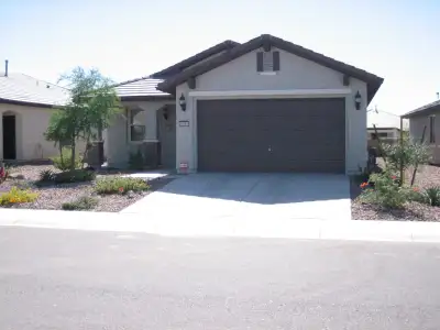 BEAUTIFUL NEW 2 BEDROOM BUNGALOW IN MERRILL RANCH - ANTHEM 55+ RESORT BUILT BY PULTE. UNION CENTER I...