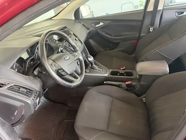2017 Ford focus remote start heated seat steering heated backup 519876527040112643