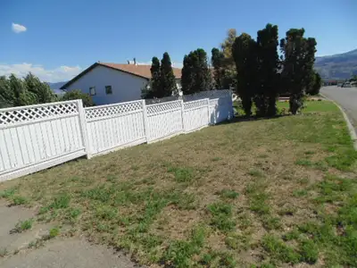 HUGE RENTAL PROPERTY ! PANORAMIC VIEWS! SPACIOUS HOME, View more