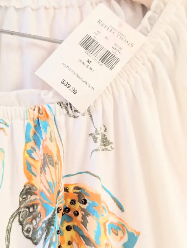 Northern Reflections Women’s Top Butterfly and Floral Print, New in Women's - Tops & Outerwear in Ottawa - Image 6