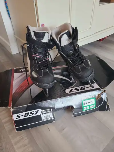 Softmax Men’s Ice Skates – Size 8 (EU 41) – Like New!, View more