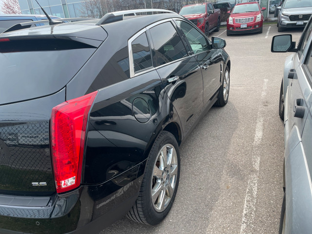 Cadillac srx4 in Cars & Trucks in Mississauga / Peel Region - Image 3