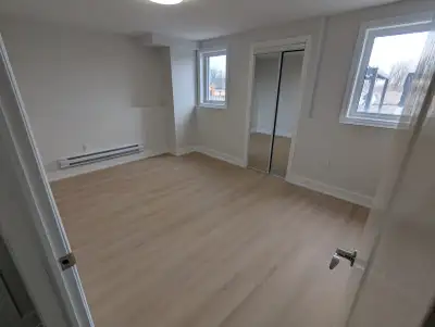 Newly finished bright and spacious 2 bedroom basement unit for rent in a new quiet area of pickering...