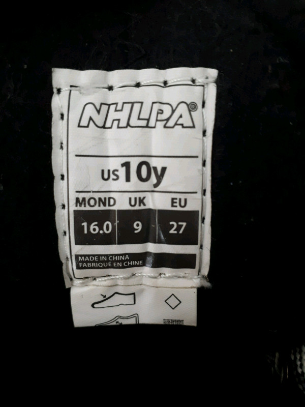 Brand New NHLPA Skates sz 10y in Hockey in Sudbury - Image 2