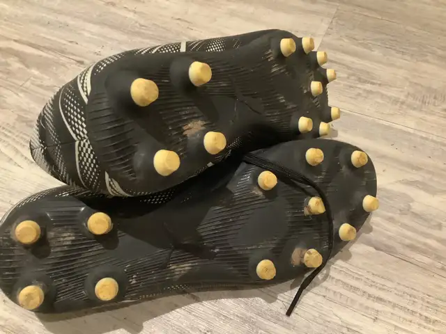 Puma Youth Jr. Attacanto FG/AG Soccer Cleats (Puma Black/Silver in Soccer in Oshawa / Durham Region - Image 3