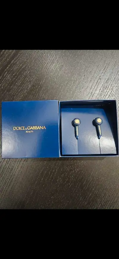 Dolce & Gabanna Earphones (Exclusive/Limited Edition), View more