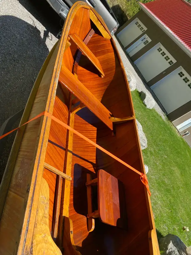 Chestnut Canoe Company Molded Mahogany Plywood Boat Topper in Powerboats & Motorboats in Pembroke - Image 3