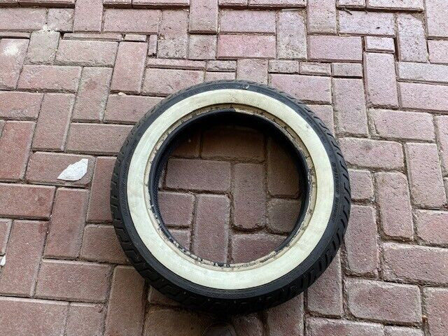 Dunlop Harley Davidson Whitewall Front Tire in Motorcycle Parts & Accessories in Ottawa