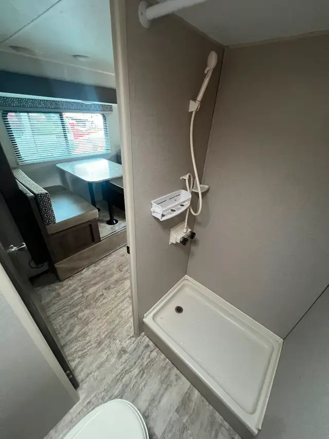 2019 Spree Escape in Travel Trailers & Campers in City of Halifax - Image 9