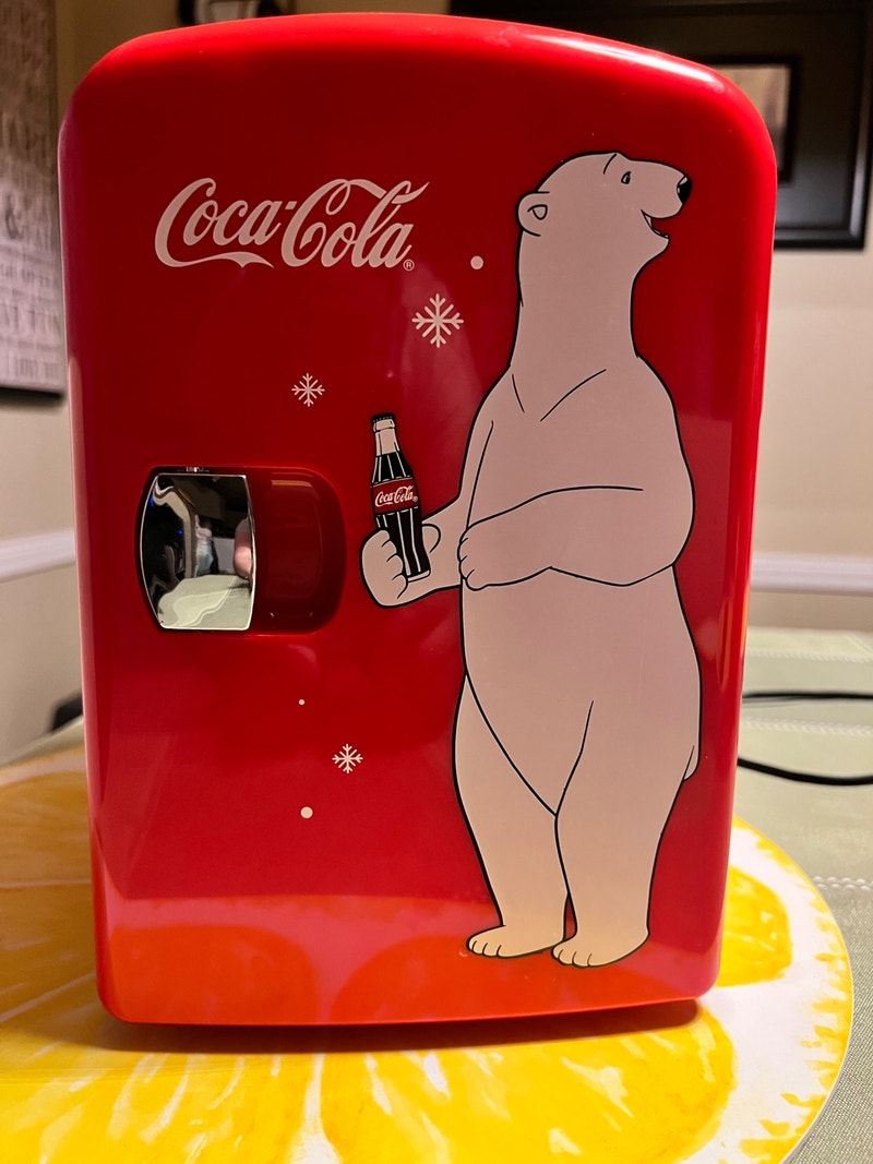 Coca Cola mini fridge Refrigerators Windsor Region Kijiji