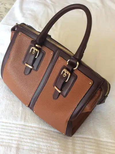 PRICE REDUCED  -  NATURALIZER - LADIES HANDBAG, View more