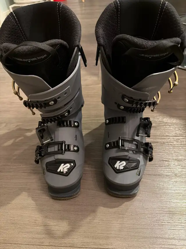 K2 Luv 100 Heat Women's Ski Boots 2018/19 in Ski in Calgary - Image 3