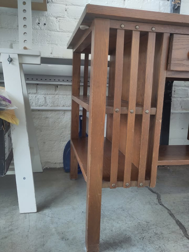 Beau Bureau en bois massif dans Bureaux  à Ville de Montréal - Image 3