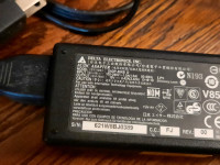 HP laptop charger (see specs / model in pics)