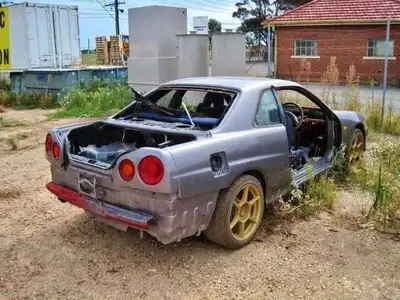 I'm looking for a r34 gtr