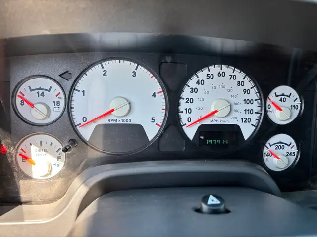 5.9 Mega Cab Laramie512180082621163528