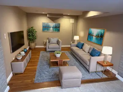 2 BDRM Open Concept Patio Large Yard Garden Nature's Paradise
