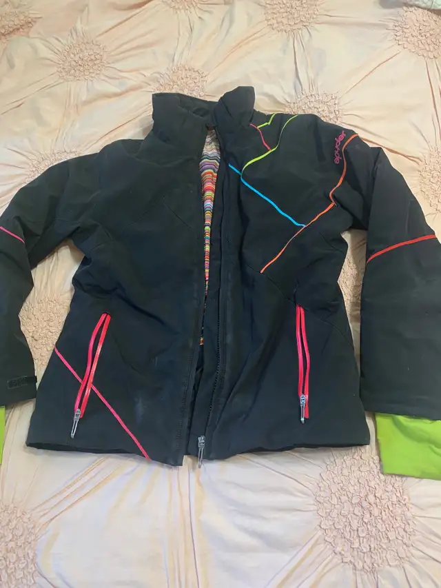 Kids Spyder Ski Jacket in Kids & Youth in Oshawa / Durham Region - Image 2