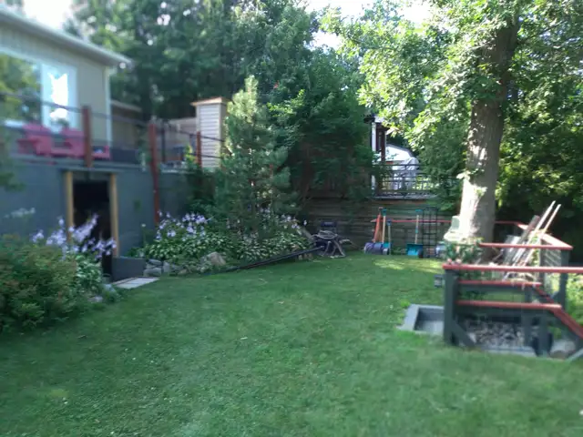 Comfort on the Trent in Ontario in Canada - Image 16