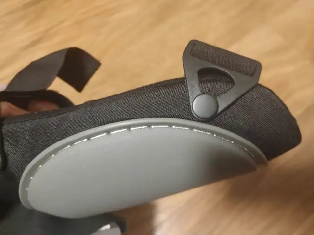 Pair of Kneepads with Durable Foam Padding in Multi-item in Vancouver - Image 6