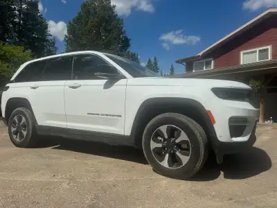 2023 Jeep Grand Cherokee 4xe Plug-In Hybrid – Excellent Condition Selling my wife’s 2023 Jeep Grand...