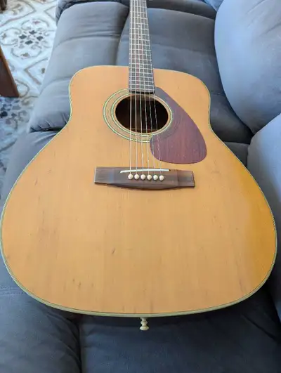 Vintage Yamaha FG-240 Acoustic Guitar, View more