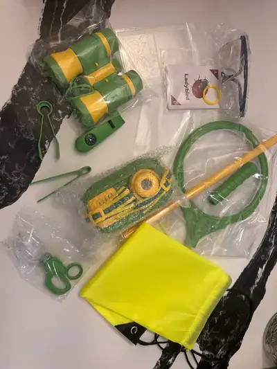 Brand new, container has magnifying scope Pickup south calgary
