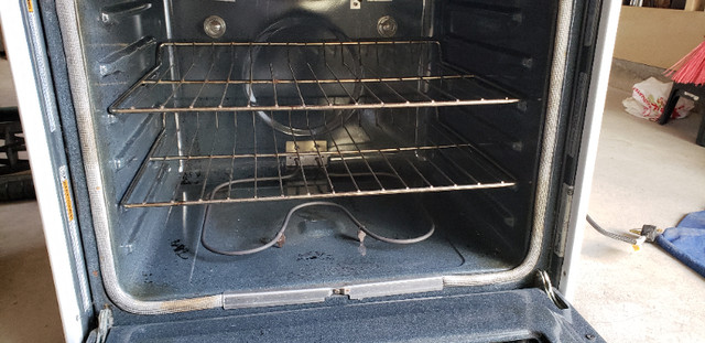 Whirlpool Electric oven $300.00, in Stoves, Ovens & Ranges in City of Toronto - Image 3