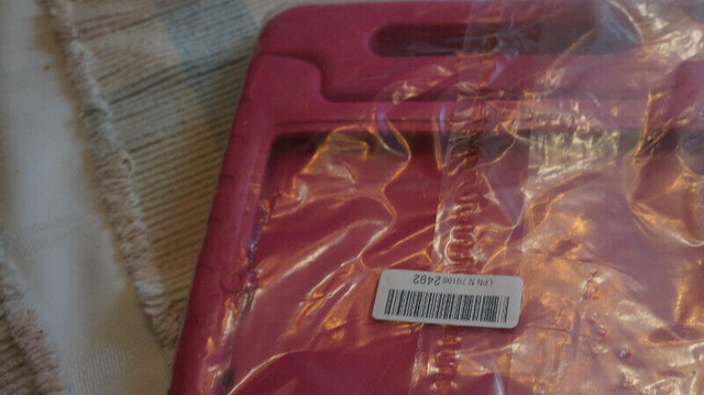PRO CASE GALAXY A  TABLET CASE in General Electronics in Norfolk County - Image 3