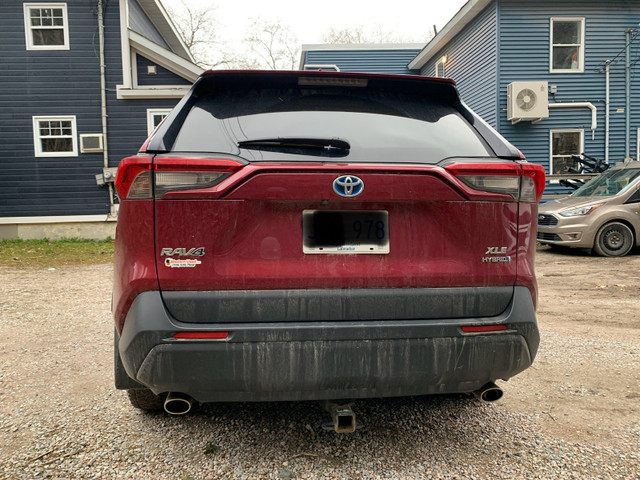 2019 Toyota RAV4 Hybrid XLE in Cars & Trucks in Corner Brook - Image 2