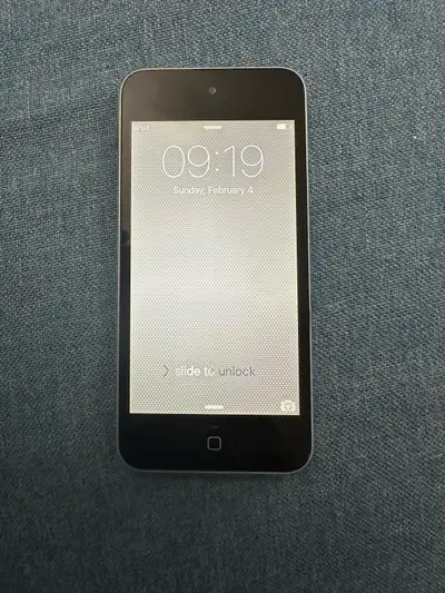 1x iPod Touch 5th Generation 16GB with front facing camera, Works great and still holds a charge!The...