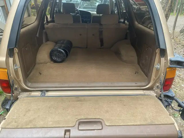 1991 Toyota 4Runner in Cars & Trucks in 100 Mile House - Image 9