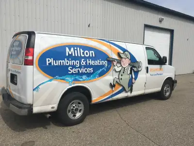 A very well taken care of low Klms Van, No tears or rips in seats/ Rear camera/Full shelving/new tir...