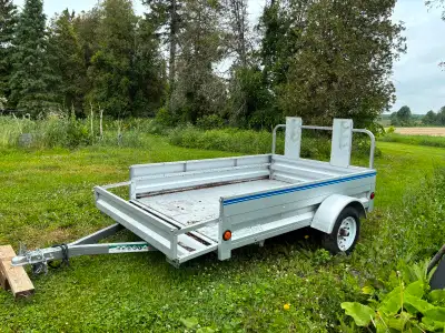 Utility Trailer for sale. Used very little. Good condition.