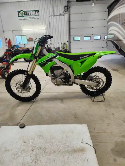 2023 kx450 with 4 total hours, never had a rebuild. $500 Fmf slip on, bike is nearly brand new. I to...