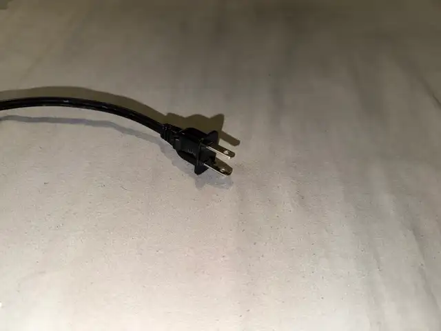 Apple TV 2nd or 3rd Generation No Remote in General Electronics in Edmonton - Image 9