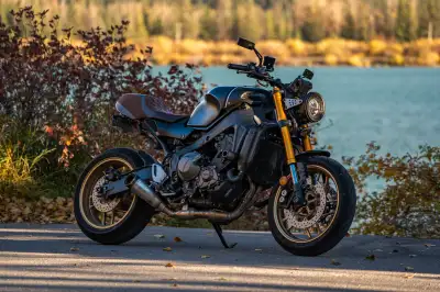 2023 Yamaha XSR900 with premium upgrades The bike has never been dropped, no stunts, no track days,...