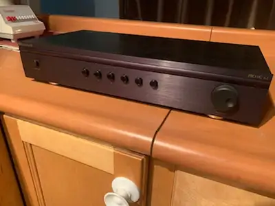Pro-VC 6.1 , Top of the Line Model. Excellent condition. Can be used in either direction , ( 6 amps...