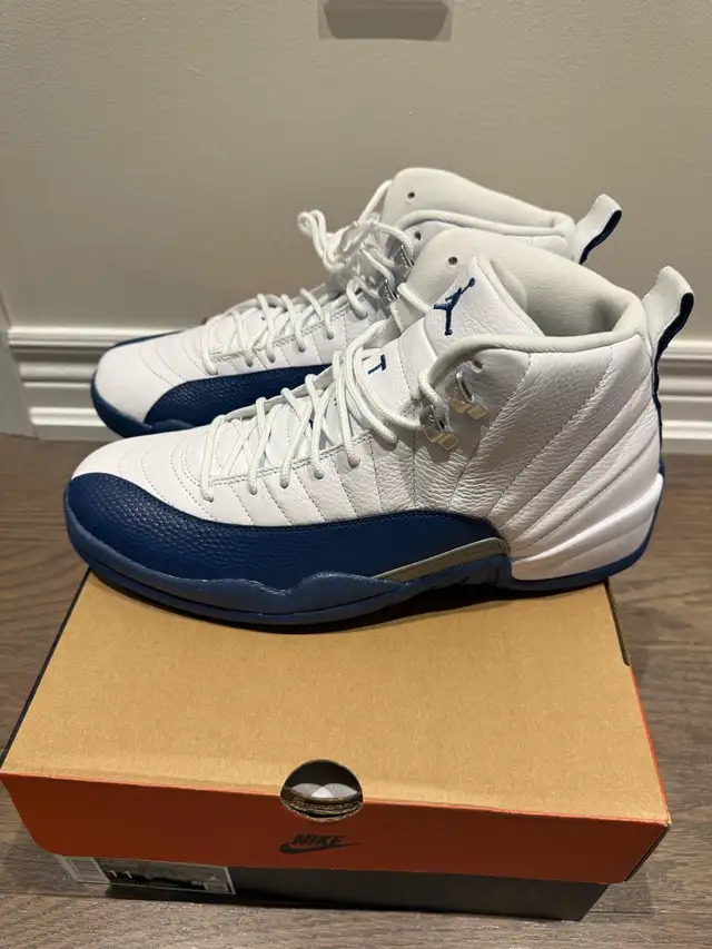Air Jordan 12 French Blue DS Sz 11 $220 OBO in Men's Shoes in Markham / York Region - Image 4