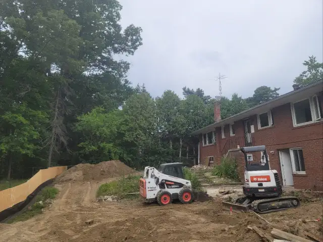 Excavation566535486618347523