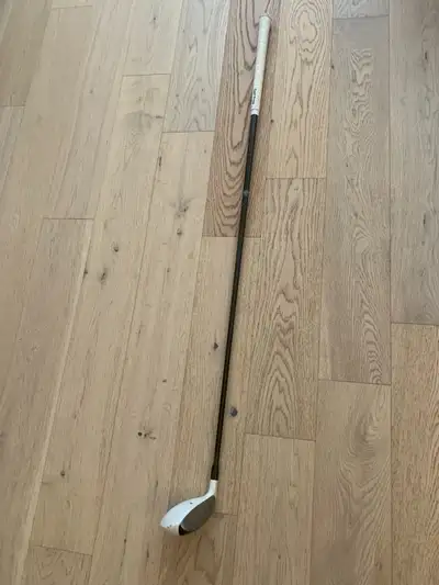 HYBRID 3 GOLF CLUB Pinemeadow Hybrid 3: Used for 2 seasons. Slight wear but no issues with club itse...