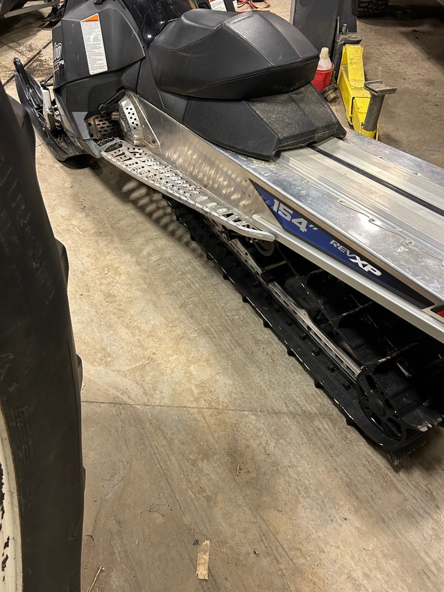 2011 skidoo summit 800 ptec Snowmobiles Regina Kijiji