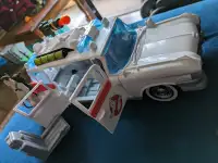 Ghostbusters Toys Retro style Figures Ecto 1