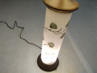 REDUCED Vintage Hand Painted Milk Glass Green Vine Table Lamp