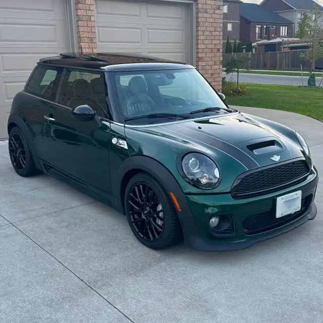 2013 MINI Cooper JCW // British Racing Green Metallic63654765238785124