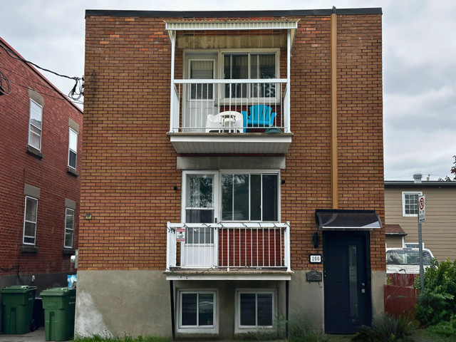Duplex rénové à Lachine dans Maisons à vendre  à Ville de Montréal