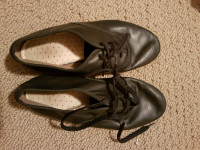 Dance shoes size 2
