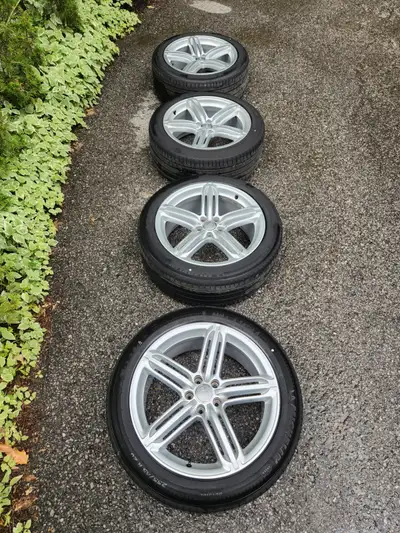 For sale a set of Audi oem A8 wheels with Michelin Latitude Sport 3 tires. Fit my 2015 AudiQ5 perfec...