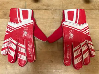 Youth soccer goalie gloves - Liverpool FC, View more