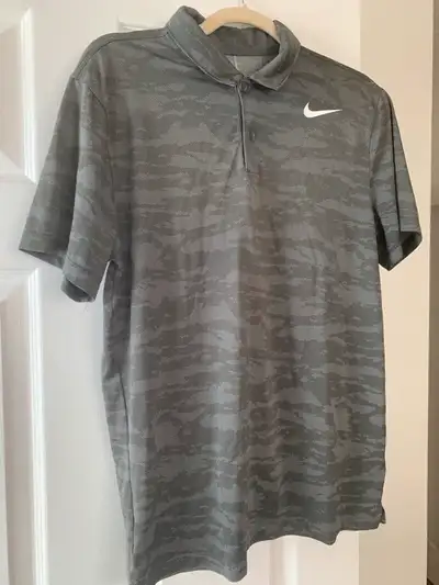 Nike Golf Shirt (Medium), View more